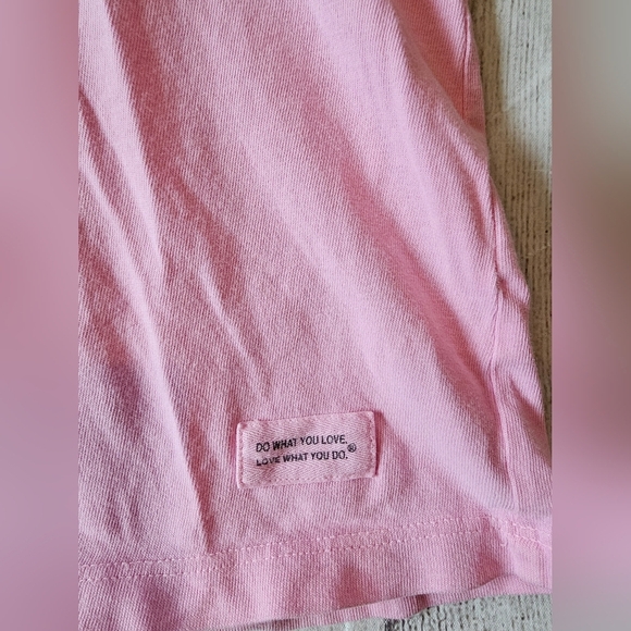 Life Is Good Women’s Size Large V-neck Pink Crusher Tee Wine I Go Both Ways - Picture 5 of 9